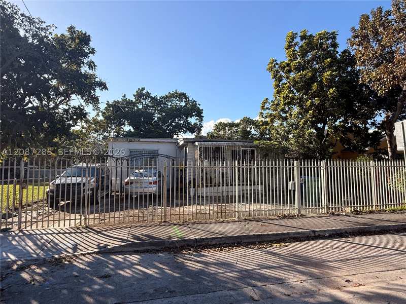 2 bedroom SingleFamilyResidence at 2834 NW 11th Ave, Santa Clara Sub, Miami — photo 1