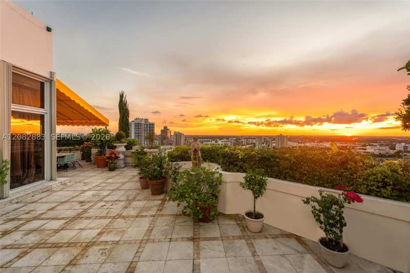 6 bedroom Condominium at 19500 Turnberry Way Tow-De, Marina Tower Condo, Aventura — photo 1
