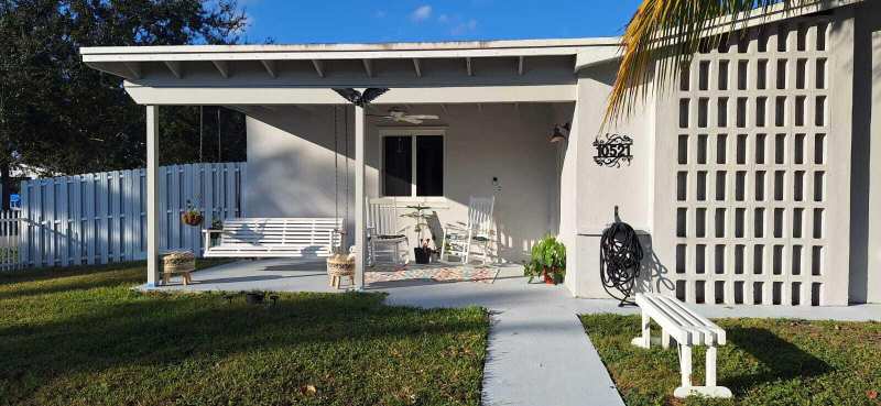 3 bedroom SingleFamilyResidence at 10521 SW 201st Terrace, Benson Manor, Cutler Bay — photo 1