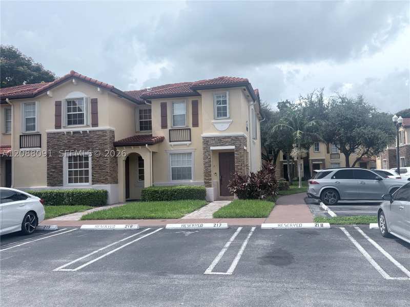 2 bedroom Townhouse at 3320 NE 13th Cir Dr 112-23, Villas At Carmel Condo No, Homestead — photo 1