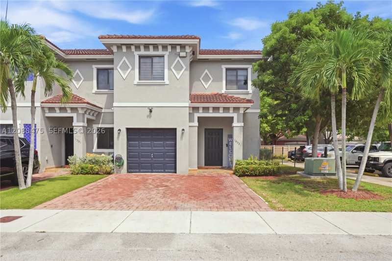3 bedroom Townhouse at 16335 SW 44th Ter, Oakland Subdivision, Miami — photo 1