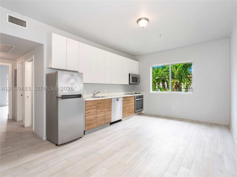 2 bedroom Condominium at 820 15th St 205, Anni Venti Condo, Miami Beach — photo 1