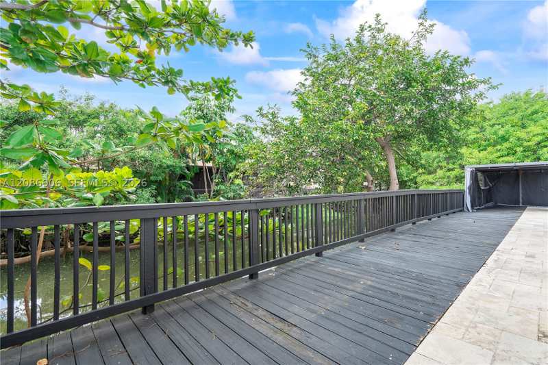 3 bedroom SingleFamilyResidence at 2505 NE 214th St, Highland lakes, Aventura — photo 1