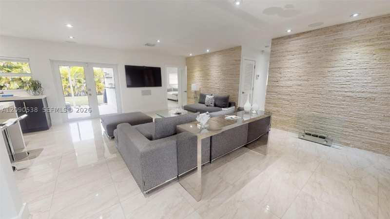 4 bedroom SingleFamilyResidence at 10805 SW 156th Ter, Fairway Estates Sec 7, Miami — photo 1