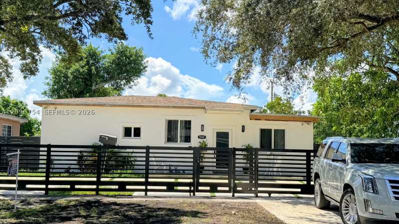 3 bedroom SingleFamilyResidence at 1560 NW 124th St, Gregory Heights, North Miami — photo 1