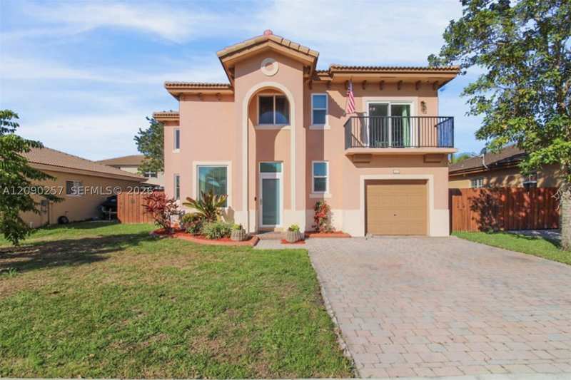 4 bedroom SingleFamilyResidence at 4241 NE 16th St, Grove At Waterstone, Homestead — photo 1