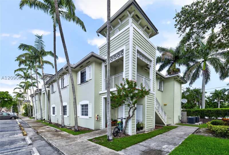 3 bedroom Condominium at 359 NE 27th Ter 204, Caribbean Isles Villas Co, Homestead — photo 1