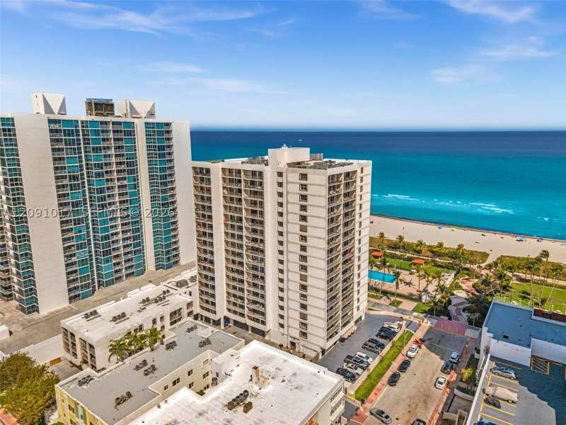 2 bedroom Condominium at 2625 Collins Ave 1109, Oceanfront Plaza Condo, Miami Beach — photo 1