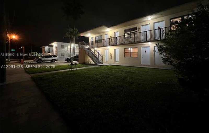 1 bedroom Condominium at 6780 SW 44th St 1, Ludlam Gardens Condo, Miami — photo 1