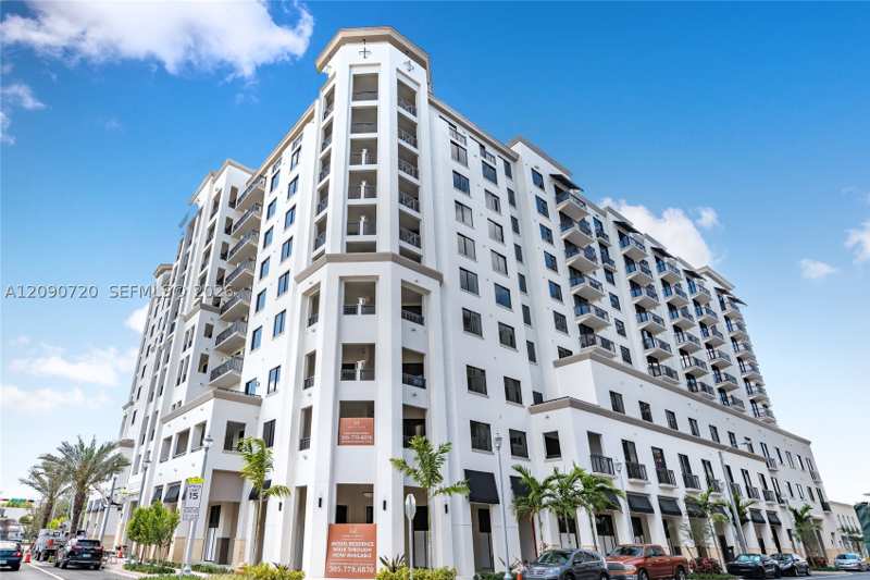 3 bedroom Condominium at 301 Altara Ave 734, Merrick Manor Condo, Coral Gables — photo 1