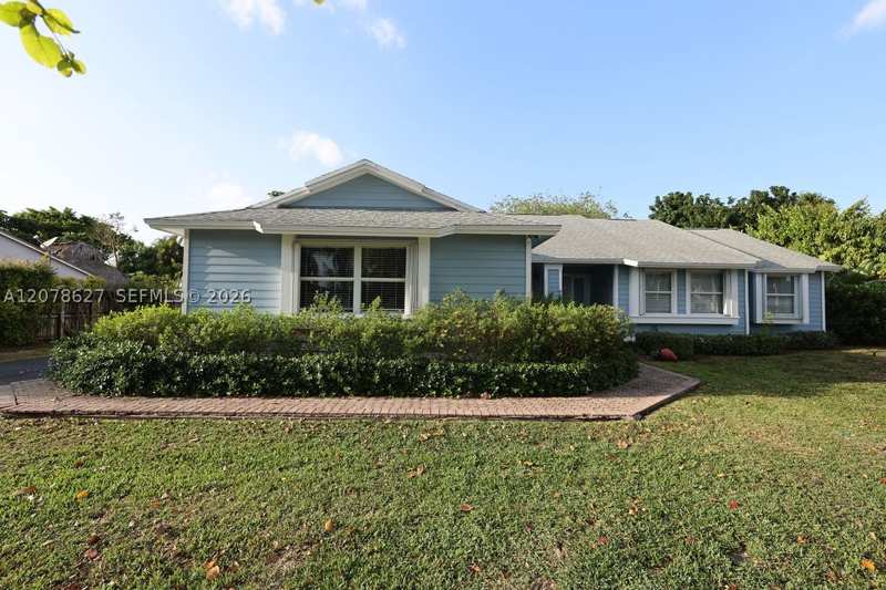 4 bedroom SingleFamilyResidence at 14871 SW 156th St, Kings Grant East, Miami — photo 1