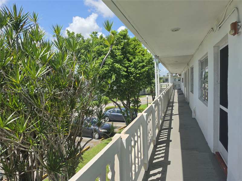 1 bedroom Condominium at 20210 NE 2nd Ave V30, Ro-Mont South Green Condo, Miami Gardens — photo 1