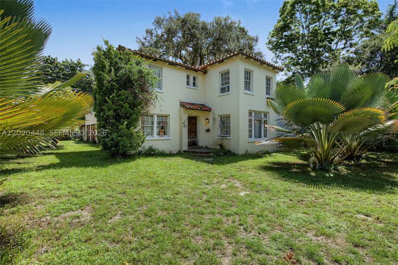 3 bedroom SingleFamilyResidence at 931 NW 14th Ct, Oak Terrace, Miami — photo 1