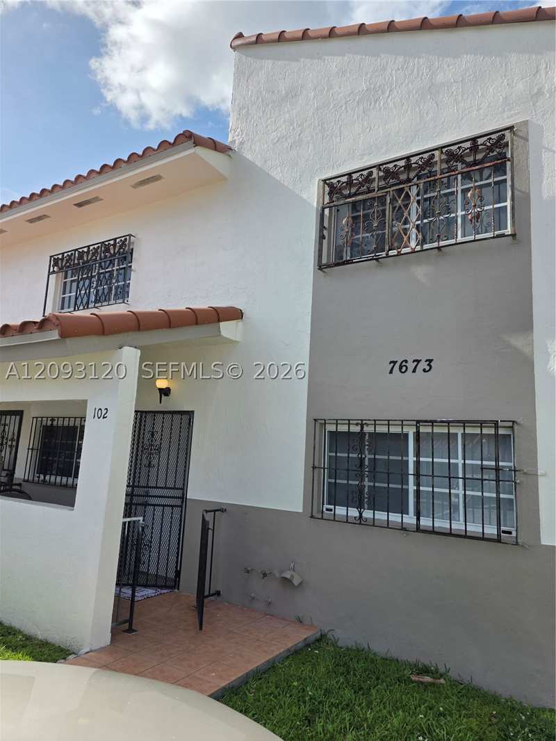 2 bedroom Condominium at 7673 W 29th Ln 102-47, El Prado Xiii Condo, Hialeah — photo 1