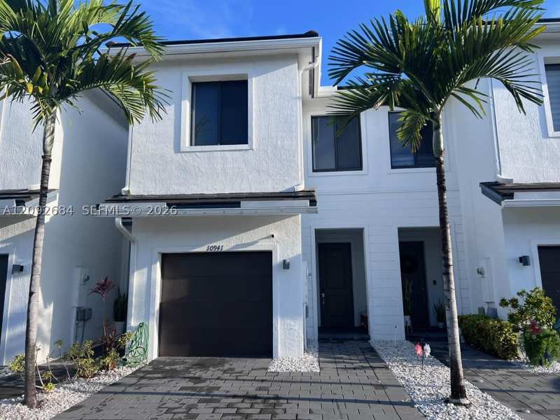 3 bedroom Townhouse at 10941 SW 232nd Ter, Mc Residential, Homestead — photo 1