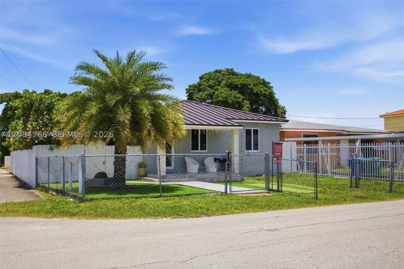 5 bedroom SingleFamilyResidence at 301 SW 36th Ave, Kirkland Heights Amd, Miami — photo 1