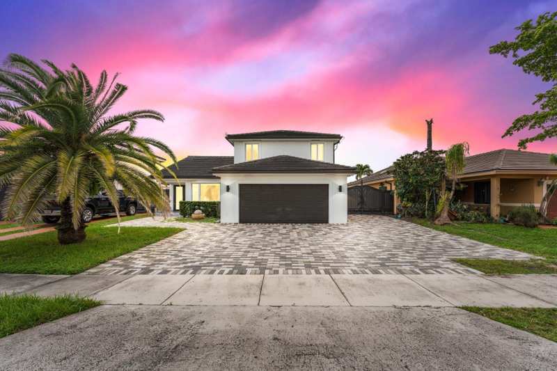 4 bedroom SingleFamilyResidence at 15015 NW 88th Court, West Lakes Gardens, Miami Lakes — photo 1