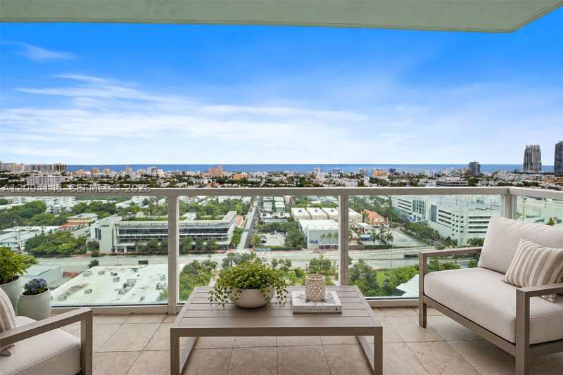 1 bedroom Condominium at 650 West Ave 2206, The Floridian Condo, Miami Beach — photo 1