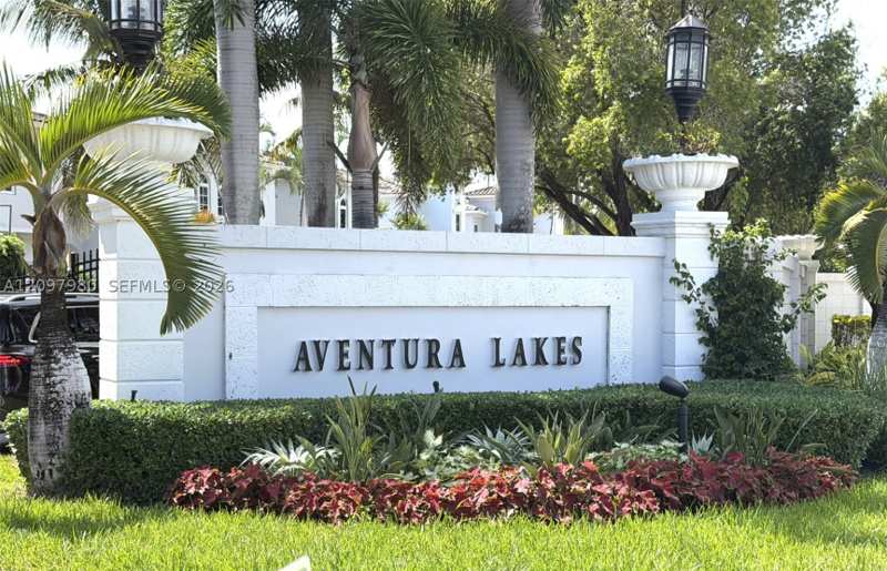 4 bedroom SingleFamilyResidence at 3191 NE 211th Ter, Aventura Lakes - Phase II, Aventura — photo 1