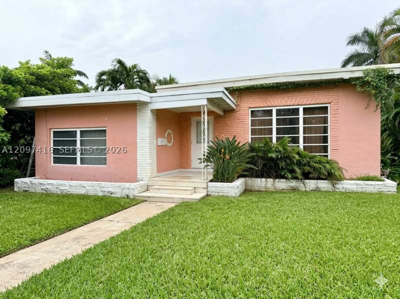 2 bedroom SingleFamilyResidence at 2141 NE 124th St, Aviation Country Club 1st, North Miami — photo 1