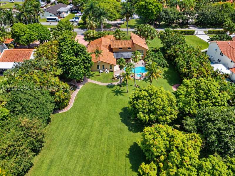 4 bedroom SingleFamilyResidence at 10010 NW 135th St, Florida Fruit Land Compan, Hialeah Gardens — photo 1