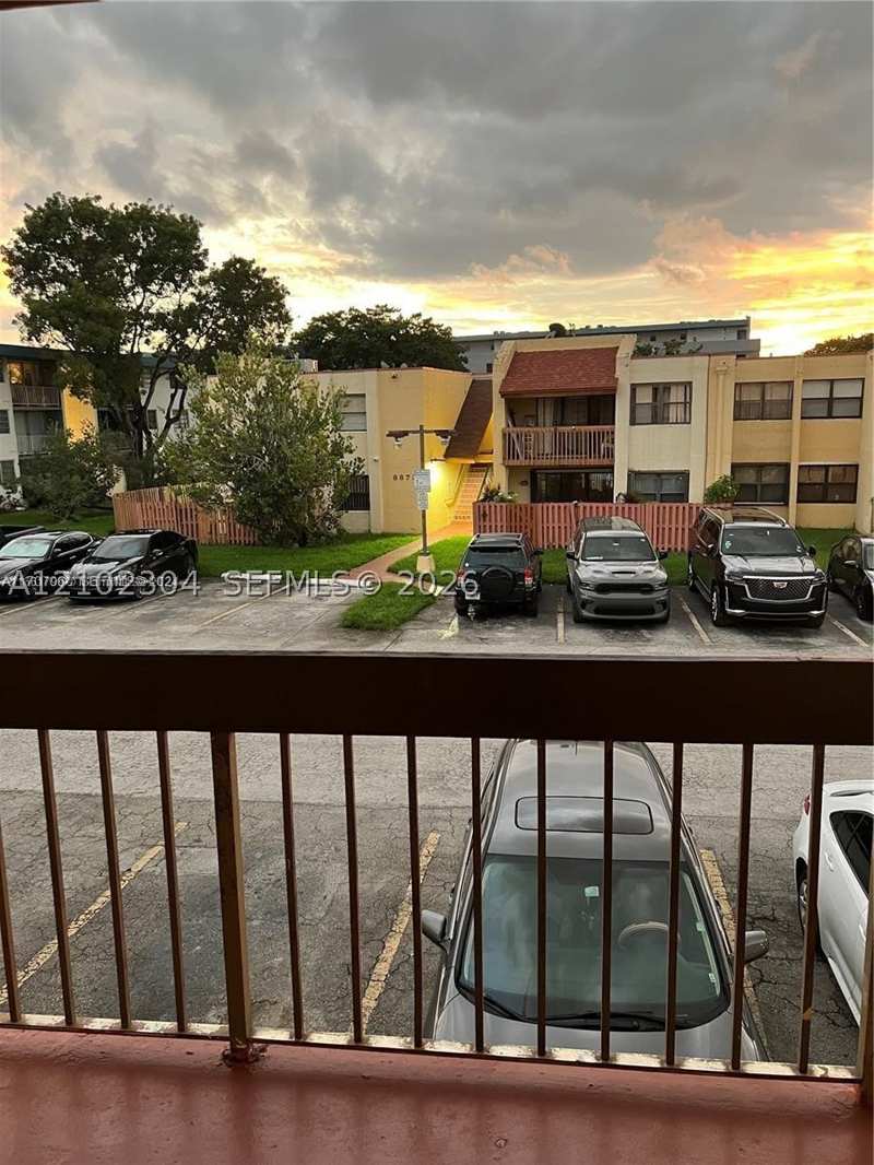 2 bedroom Condominium at 8875 Fontainebleau Blvd 203, Pine Lake Village Condo, Miami — photo 1