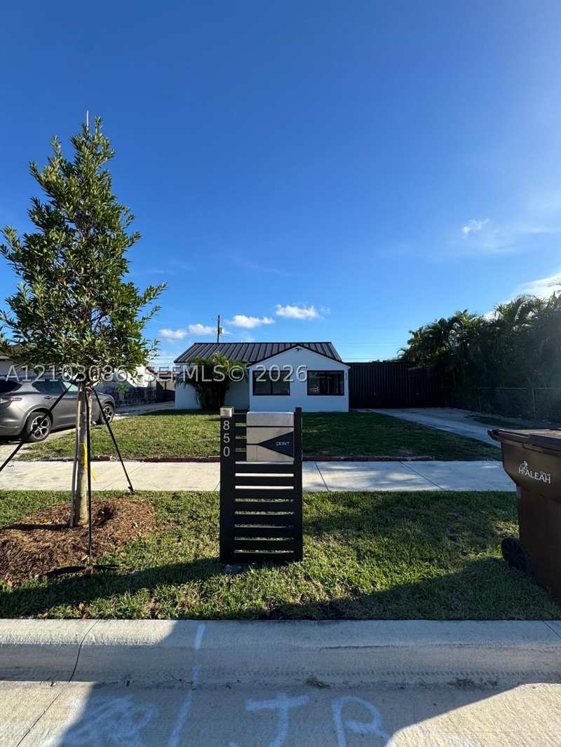 2 bedroom SingleFamilyResidence at 850 SE 2nd Pl, 2nd Addn Essex Village, Hialeah — photo 1