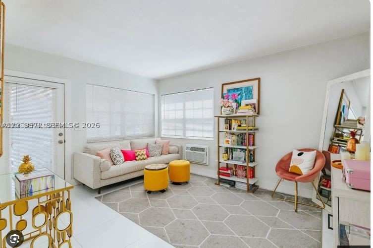 1 bedroom Condominium at 330 74th St 1, 330 Condos A Condo, Miami Beach — photo 1