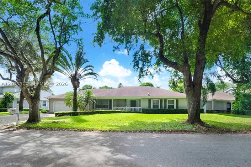 4 bedroom SingleFamilyResidence at 14920 SW 145th St, Country Walk Sec 3, Miami — photo 1