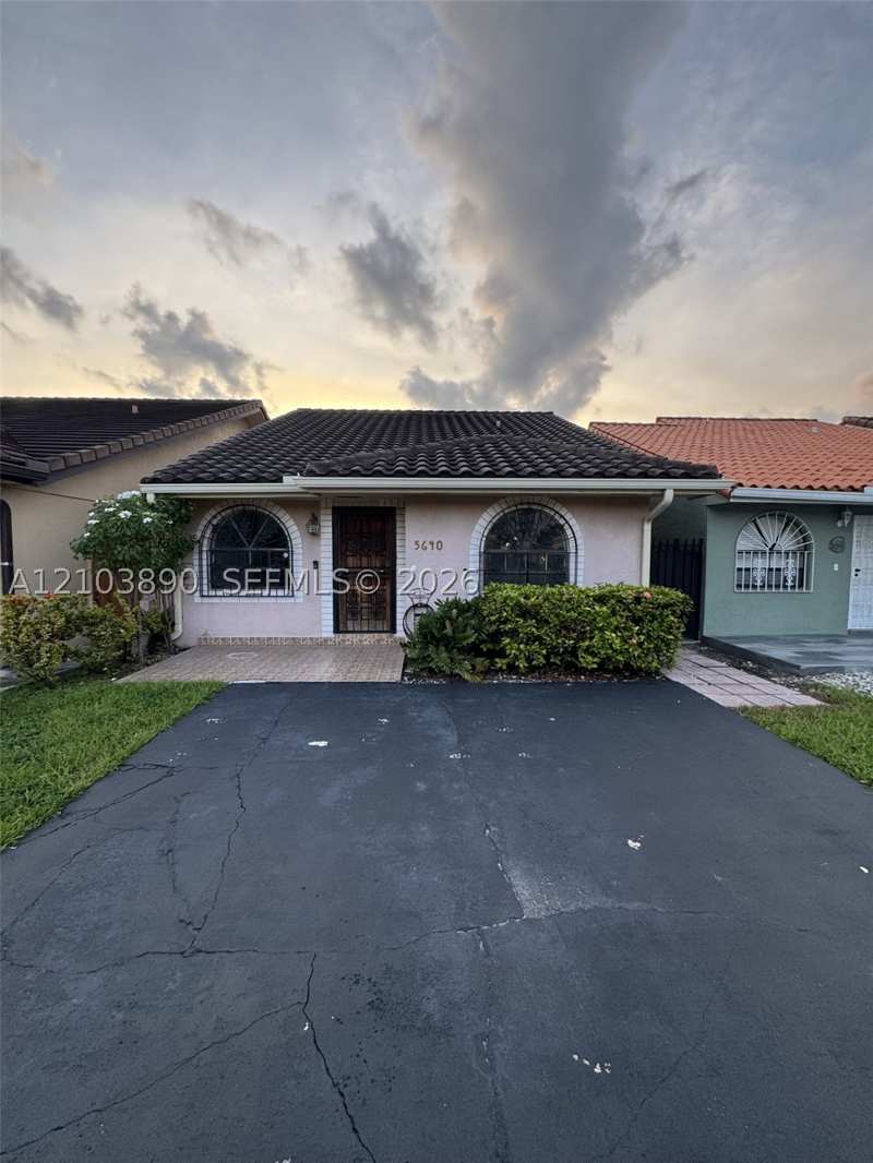 3 bedroom SingleFamilyResidence at 5640 W 20th Ct, Michelle Jardins, Hialeah — photo 1
