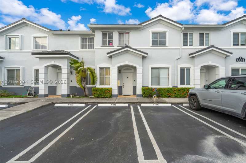 4 bedroom Townhouse at 7361 NW 174th Ter 105, Shoma Villas II At Countr, Hialeah — photo 1
