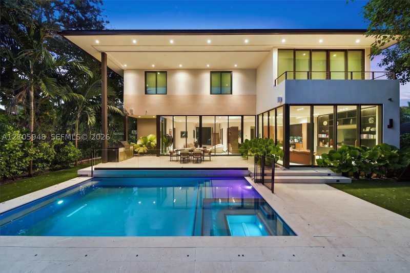 6 bedroom SingleFamilyResidence at 1202 NE 93rd St, Bay Lure, Miami Shores — photo 1
