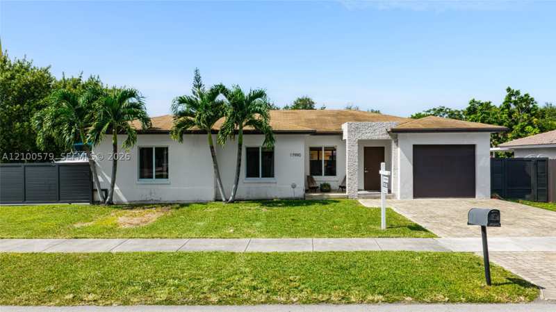 3 bedroom SingleFamilyResidence at 17990 SW 113th Ct, Torrent Sub, Miami — photo 1