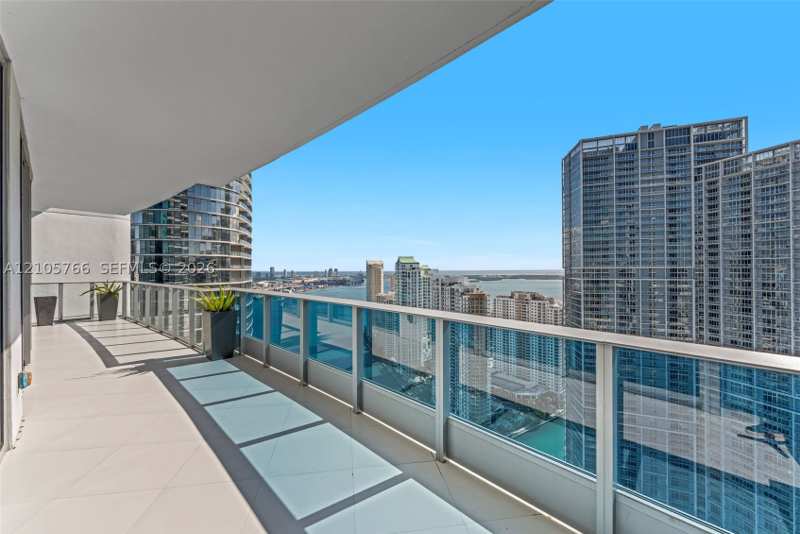 2 bedroom Condominium at 200 Biscayne Boulevard Way 4408, Epic West Condo, Miami — photo 1