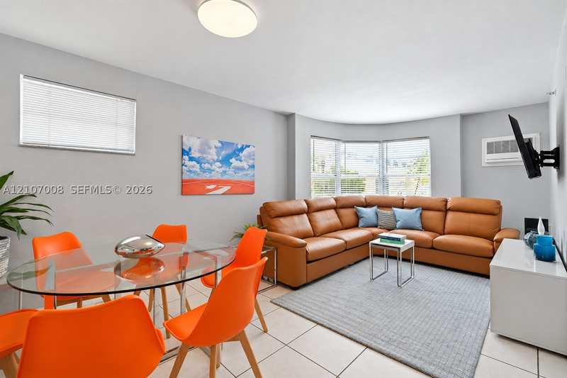 2 bedroom Condominium at 3030 Collins Ave 2H, The Madison Condo, Miami Beach — photo 1