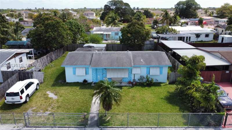 4 bedroom SingleFamilyResidence at 30251 SW 158th Ave, Newton Heights, Homestead — photo 1