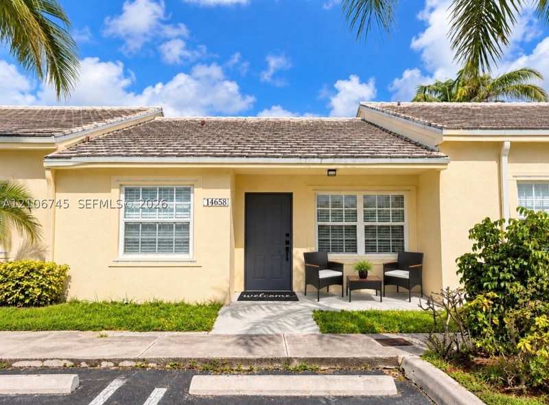 2 bedroom Townhouse at 14658 SW 126th Pl, Villas Of Deerwood Replat, Miami — photo 1