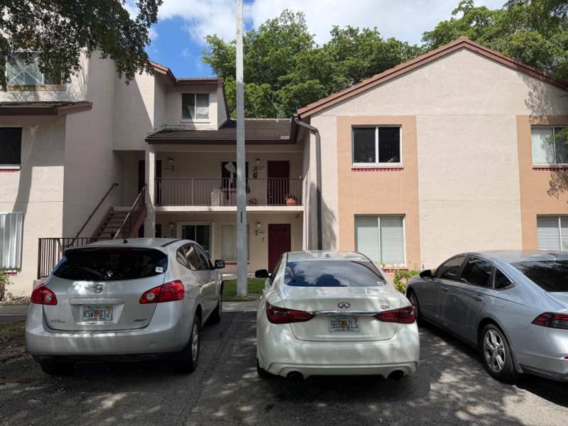 1 bedroom Condominium at 13925 SW 93rd Lane 13925, Parc Vista Condo, Miami — photo 1