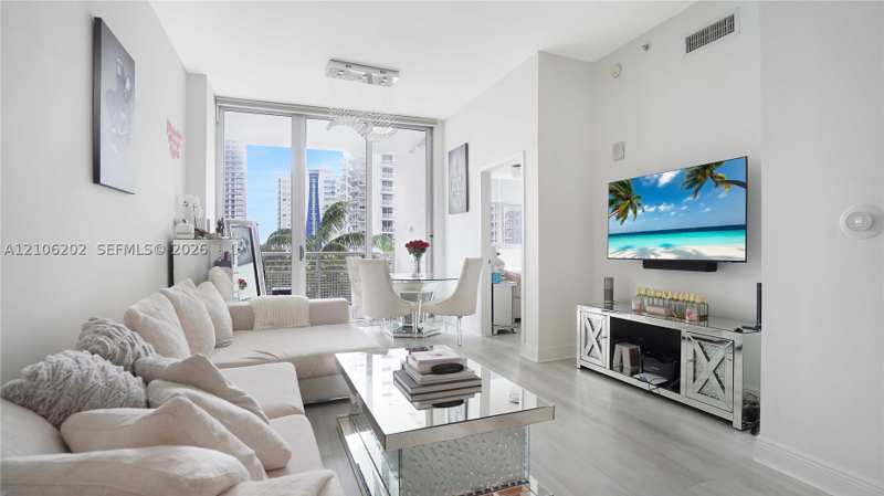 2 bedroom Condominium at 2200 NE 4th Ave 608, Edgewater Lofts Condo, Miami — photo 1