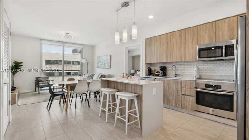 2 bedroom Condominium at 3900 Biscayne Blvd S-320, Quadro Condo, Miami — photo 1
