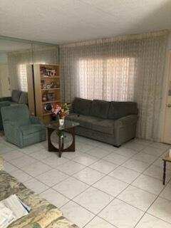 1 bedroom Condominium at 17050 NE 14th Avenue 208, Mar-Len Gardens No 3 Corp, North Miami Beach — photo 1