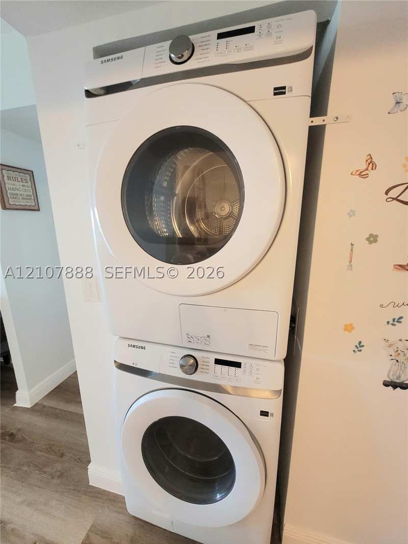 2 bedroom Condominium at 1780 NE 191st St 611-2, Jade Winds Group -, Miami — photo 1
