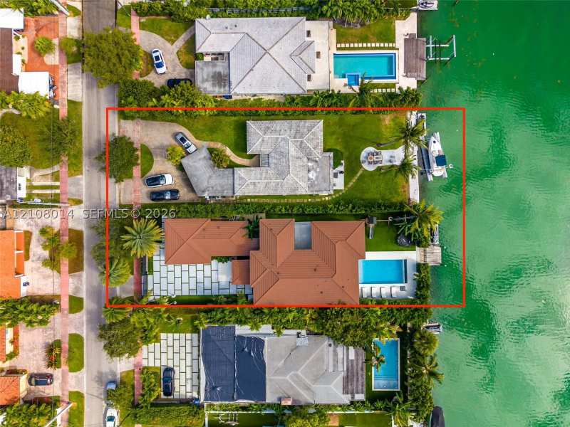 7 bedroom SingleFamilyResidence at 710 + 700 S Shore, Normandy Golf Course, Miami — photo 1