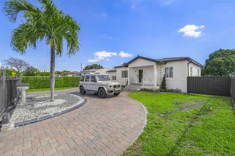 3 bedroom SingleFamilyResidence at 941 NW 40th Ave, Le Jeune Manors, Miami — photo 1