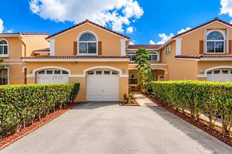 3 bedroom Townhouse at 14817 Balgowan Rd 102-5, Regatta Pointe Condo No S, Miami Lakes — photo 1