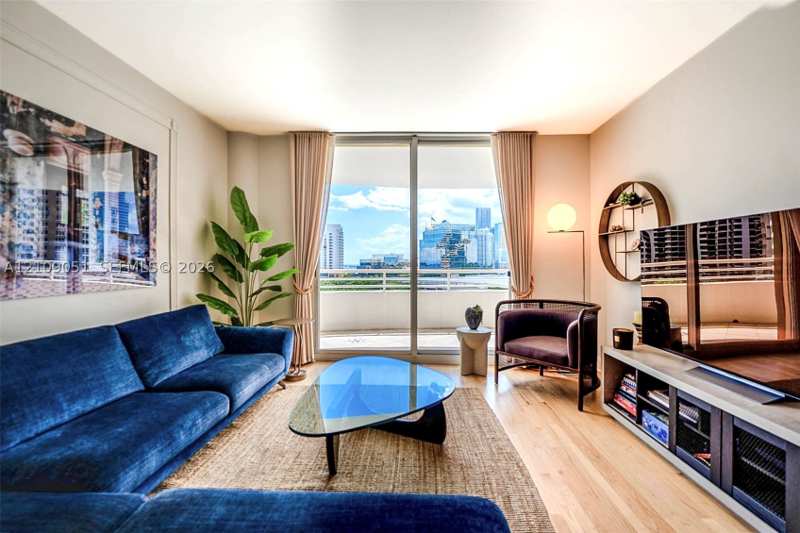 2 bedroom Condominium at 888 Brickell Key Dr 903, One Tequesta Point Condo, Miami — photo 1