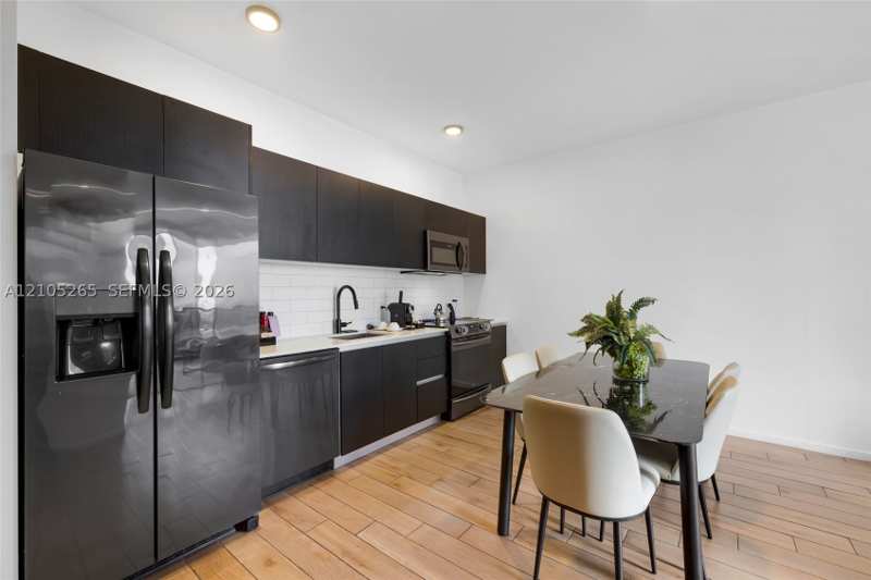 1 bedroom Condominium at 398 NE 5th St 2219, Map Of Miami Dade Co. FL., Miami — photo 1