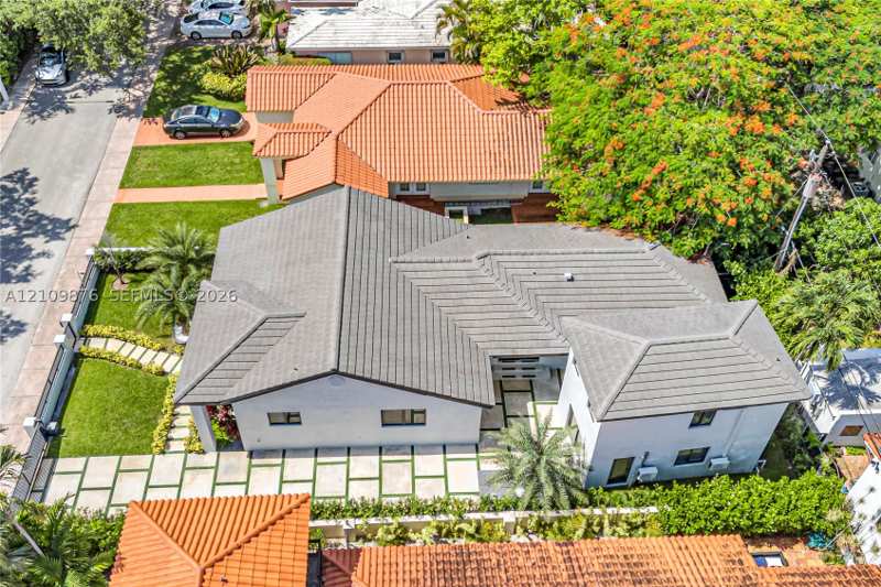 5 bedroom SingleFamilyResidence at 1205 Wallace St, Tamiami Place Plan No 3, Coral Gables — photo 1