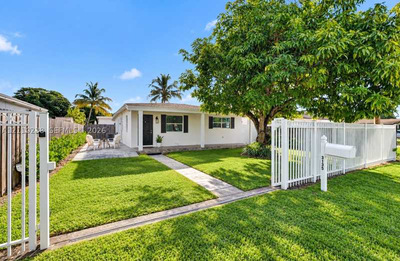 3 bedroom SingleFamilyResidence at 3135 SW 64th Ave, Coral Villas Rev, Miami — photo 1