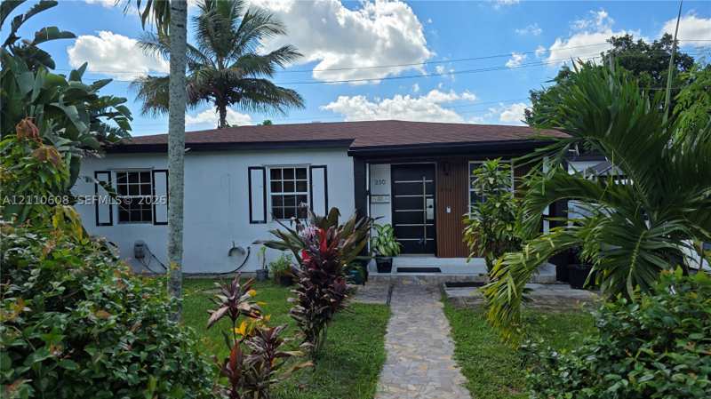 4 bedroom SingleFamilyResidence at 350 NW 188th St, Norwood Sub, Miami Gardens — photo 1